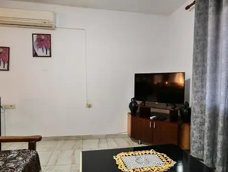 Edi Ksamil